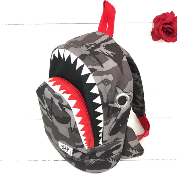 GAP Other - baby GAP Backpack Camouflage Shark GRAY & RED